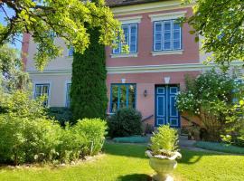 Romantik-Villa LebensART, skihotel i Reichenfels