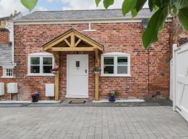 The Stables, holiday home in Worcester