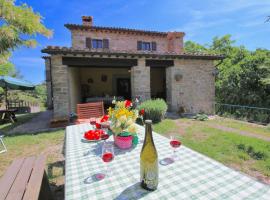 Farmhouse in Apecchio with Swimming Pool, Terrace, Garden, villa in Apecchio