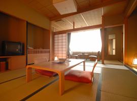 Sakaeya Hotel, property with onsen in Tendo