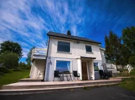 Sjølund house
