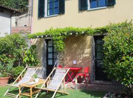 AMAZING LANGHE AND MONFERRATO | House with garden, casa en Calamandrana