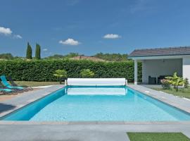 Villa Blanca - Maison climatisée piscine privée, căsuță din Saint-Selve