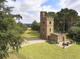 Knoll Tower, hotel with parking in Shifnal