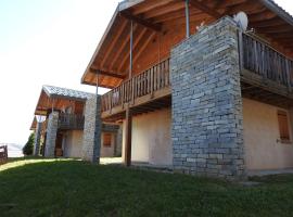 1 2 cottage that will be perfect for families with children, chalet a La Norma