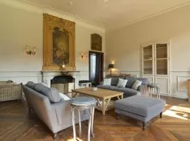 Luxurious castle in Marchin with infrared sauna