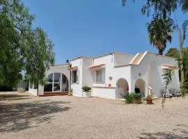 Villa Lido with pool and garden