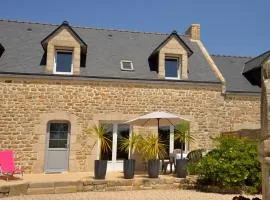 Holiday Home Houat-Hoedic-Belle-Ile - PHM301 by Interhome