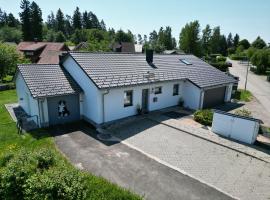 Holiday Home 4 Pfoten by Interhome, hytte i Dittishausen