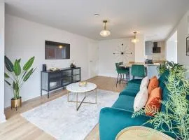 Host & Stay - Scarborough View Luxury Apartment