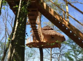 Les Cabanes au Bois d'Orient, hotel v destinaci Briel-sur-Barse