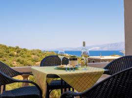 Amaltheia Apartment, vacation rental in Agios Nikolaos