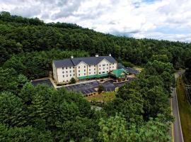 Hampton Inn & Suites Cashiers - Sapphire Valley, hotel with parking in Sapphire