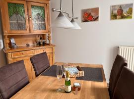 Ferienhaus Heinrich, hotel in Ediger-Eller