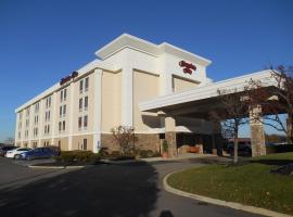 Hampton Inn Columbus-International Airport, готель біля аеропорту Аеропорт Порт Коламбус - CMH, 