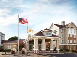 Homewood Suites Champaign-Urbana, hotel near State Farm Center, Champaign