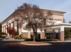 Hampton Inn Commerce