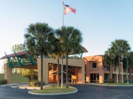 Hampton Inn Brooksville Dade City, hotel sa Ridge Manor