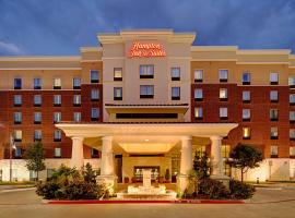 Hampton Inn and Suites Dallas/Lewisville-Vista Ridge Mall, hótel í Lewisville