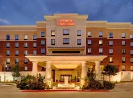 Hampton Inn and Suites Dallas/Lewisville-Vista Ridge Mall