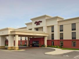 Hampton Inn Dubuque、ダビュークのホテル