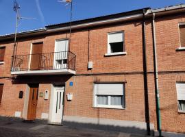 Casa El Carmen, hotel v destinaci Alar del Rey
