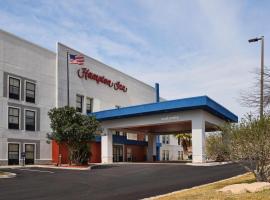 Hampton Inn Eagle Pass, hótel í Eagle Pass