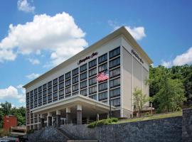 Hampton Inn White Plains/Tarrytown, hotel v destinaci Elmsford