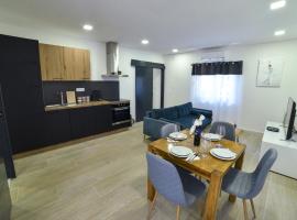 Apartment Sara Sinj, self catering accommodation in Sinj