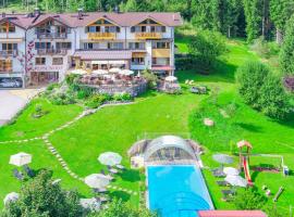 Gartenhotel Rosenhof bei Kitzbühel, ski resort in Oberndorf in Tirol