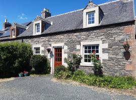 Wyndhead Cottage, vacation home in Lauder