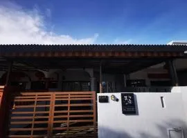 T&A JENJAROM HOMESTAY