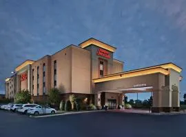 Hampton Inn & Suites Millington