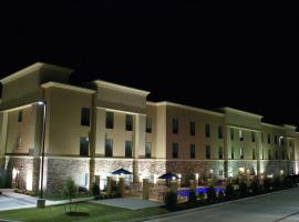 Hampton Inn & Suites Center, hotel en Center