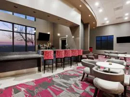 Hampton Inn & Suites Oakland Airport-Alameda