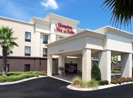 Hampton Inn & Suites Pensacola I-10 N at University Town Plaza, готель біля аеропорту Міжнародний аеропорт Пенсаколи - PNS, у місті Пенсакола
