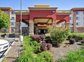 Hampton Inn & Suites Folsom, hotel v mestu Folsom