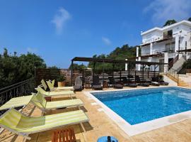 Apartments Oktopus, hôtel à Sutomore