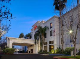 Hampton Inn & Suites Tulare, hotel near Visalia Municipal Airport - VIS, Tulare