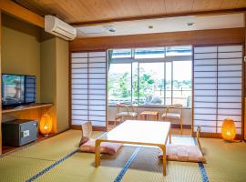 Kameyama Onsen Hotel - Vacation STAY 58052v، فندق في كيميتسو