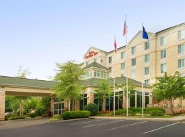 Hilton Garden Inn Atlanta NW/Kennesaw-Town Center, hotel care acceptă animale de companie din Kennesaw