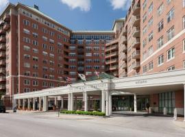Inn at the Colonnade Baltimore - A DoubleTree by Hilton Hotel, hotel cerca de Charles Village, Baltimore