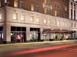 DoubleTree Suites by Hilton Hotel Detroit Downtown - Fort Shelby, hotell nära Joe Louis Arena, Detroit