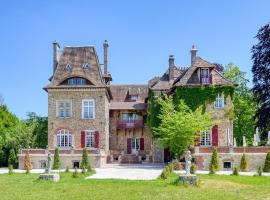 Le Petit Château de Barbizon au Bois du Mée, location de vacances à Barbizon