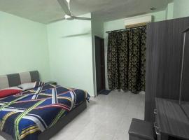 Elvina Guesthouse @ Laguna Condo Resort PD, pension in Kampong Tanah Merah