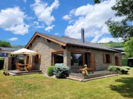 El Xalet de la Padrille, hotel in Enveitg