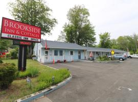 Brookside Inn & Cottages, motel di Saco