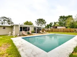 Florida Escape with Pool, Near Beaches and Kayaking!