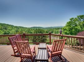 Hot Tub and Game Room Spacious Nebo Cabin!, hotel di Nebo
