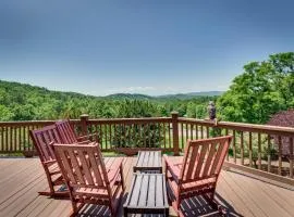 Hot Tub and Game Room Spacious Nebo Cabin!